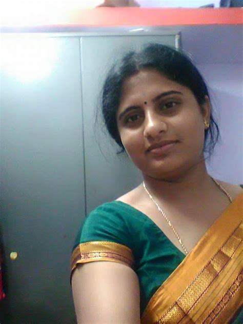 aunty tamil sex video download|Chennai auntyai ookum tamil aunty xxx videos